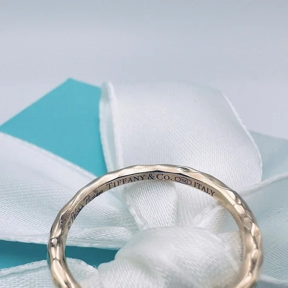 Tiffany & Co. 18K Rose Gold Hammered Ring by Paloma Picasso with Packaging - Picture 7 of 10
